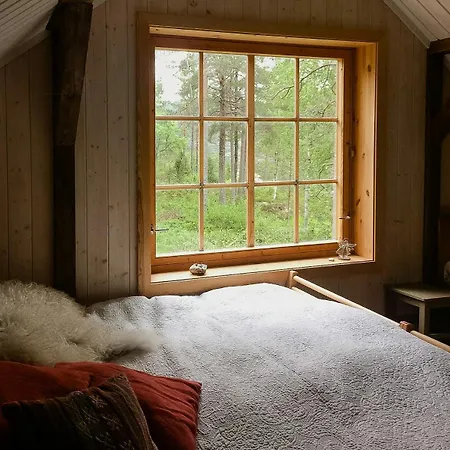 Holiday home Historic Forest By Steinsvannet *